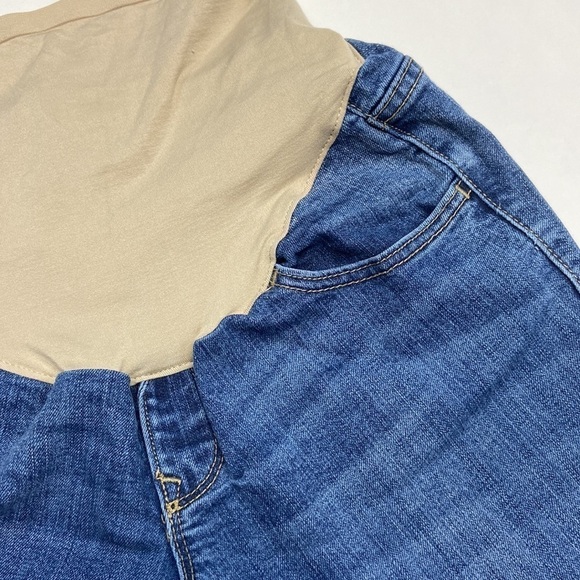 Old Navy Maternity Boot Cut Smooth Full Panel Medium Wash Comfy Maternity Jeans - Picture 12 of 14